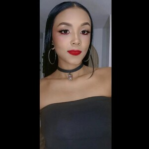 EllieBlush video