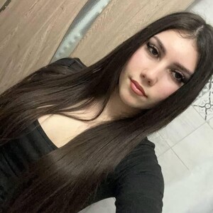 BabyyVenom Teen webcam from Romania