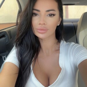 EroticQueen live cam video preview